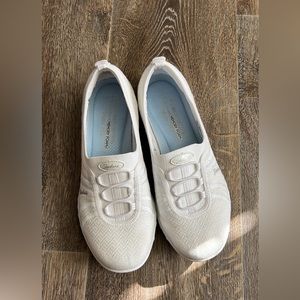 Skechers size 7.5 worn twice